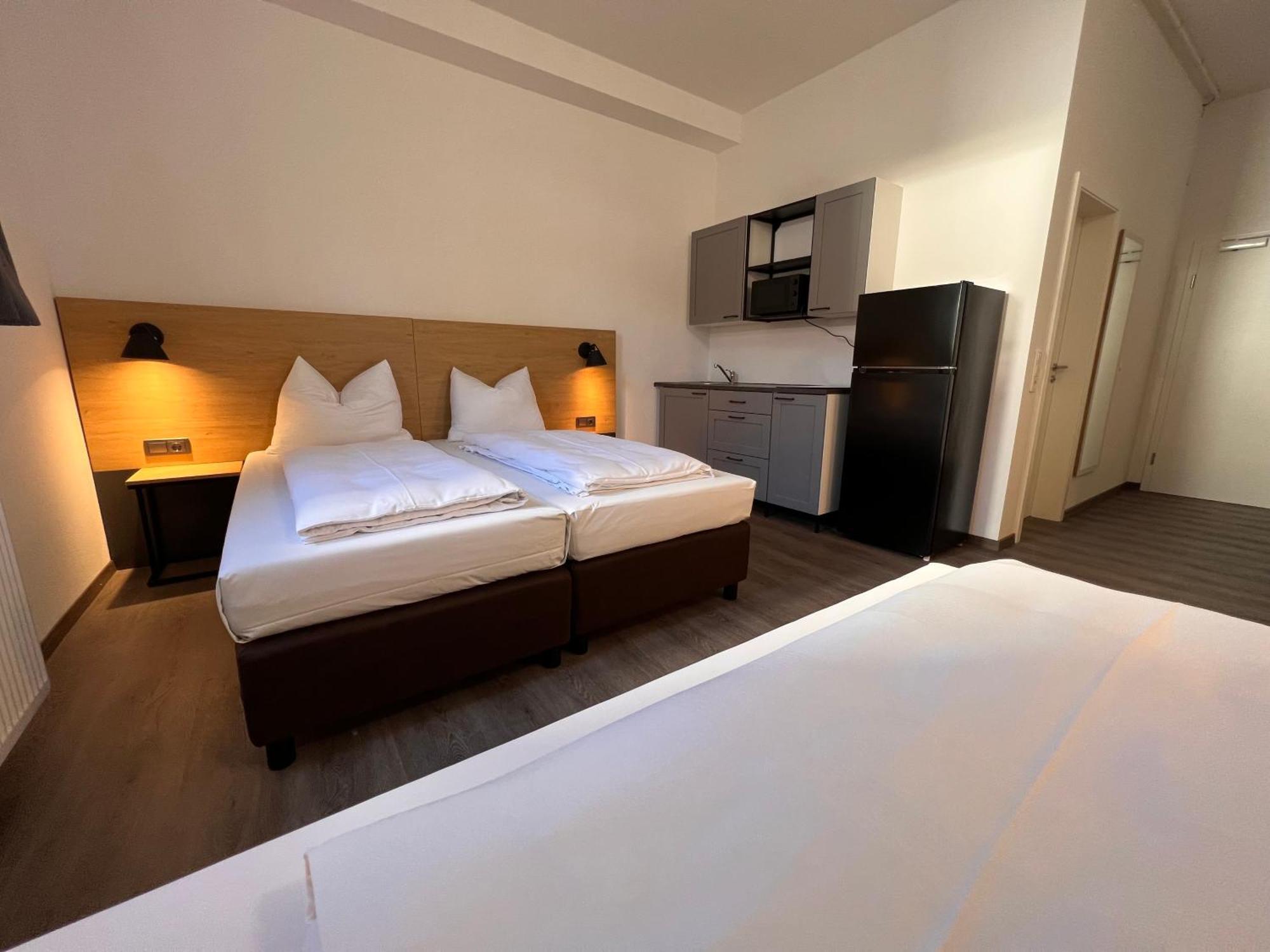 24Seven Apartments - Self Check-In Altdorf  Ngoại thất bức ảnh
